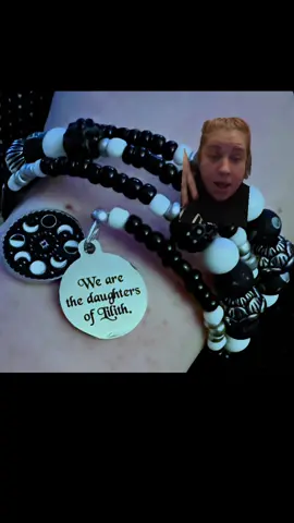 Tis the season to buy presents, so why not buy them from me?! I’m nice! #withkatelyn 