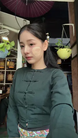 မောင့်ချစ်သူ👀✨#fyp #foryoupage #tadingyut#chitsiesar #myanmardress 