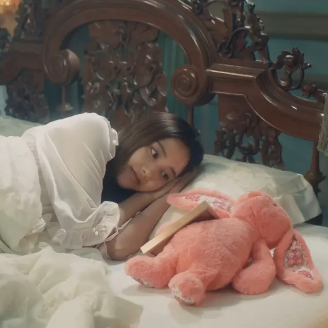 Freennnn : 😂 @becky armstrong @Becky Armstrong  #freensarocha #beckysangels #freenbecky 