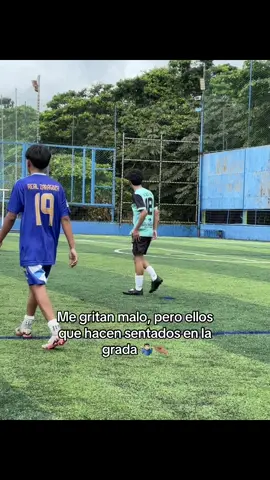 🤷🏻‍♂️😂 #futbol⚽️ #titular #futbolista #malo #videoviral 
