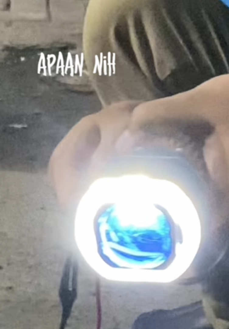BUKAN MAEN EMANG NI BILED PX03 dari mt-star emang ga ada matinya, masih ada aja yang minta terus!!! Langsung di cek out sebelum stok pilihan inceran lo abis brodii #mtstarpx03 #promoshok1010 #mtstar #LampuMotor 