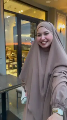 الطقمً الفرنسي عليه خصم ١٥٠ جنيه غير انه أصلا بسعر الجمله 🌸🦋 #الفستان #خمار_فرنسي #dress #HijabFashion #محجبات 