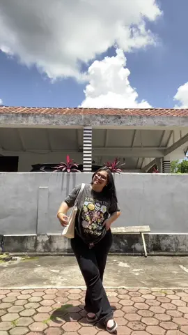 Cakep gasiii kaosnya 😍😍🥰 #foryoupage #xybca #kaosoversize #fyppppppppppppppppppppppp #ootdgemoy 