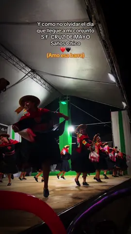 ❤️🖤 la mejor familia @CruzdeMayo-SañosChico🖤❤️  #sfcruzdemayo #huaylash #huancayo_perú🇵🇪❤ 