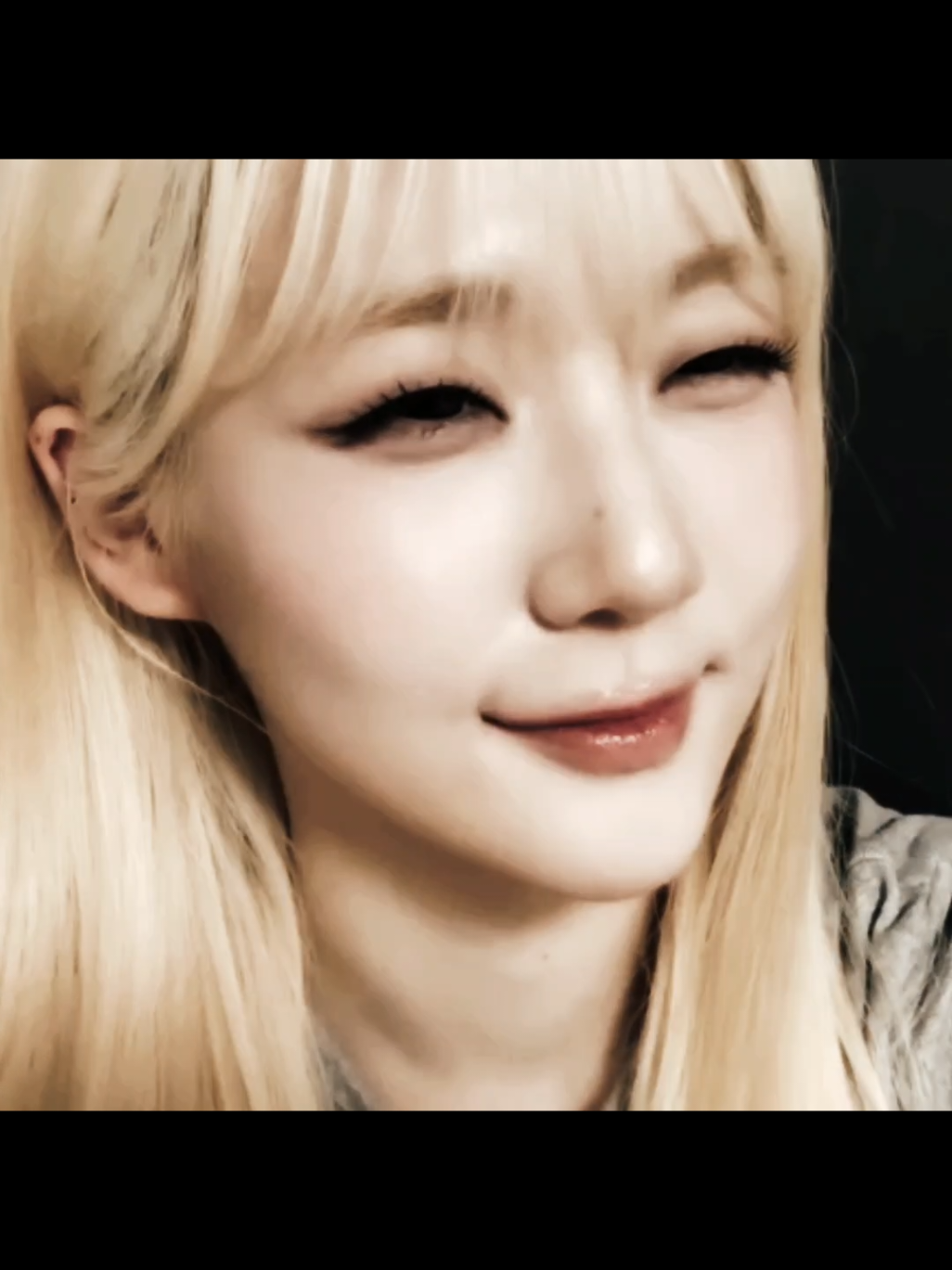 call me yooyeon the way i yearn for seoyeon #seoyeon #yooyeon #ppotoz #seoyeonedit #triples 