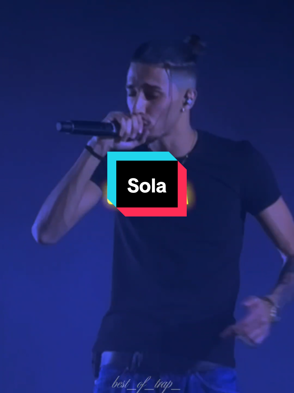 Non sei né mia madre né mia nonna...🔥💫#babygang🇲🇦 #edit #lyrics_songs #rapitaliano #sola 