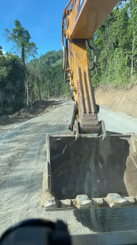 Ukur jalan😭😫#operator_excavator #imj #ptigipsambalagi 