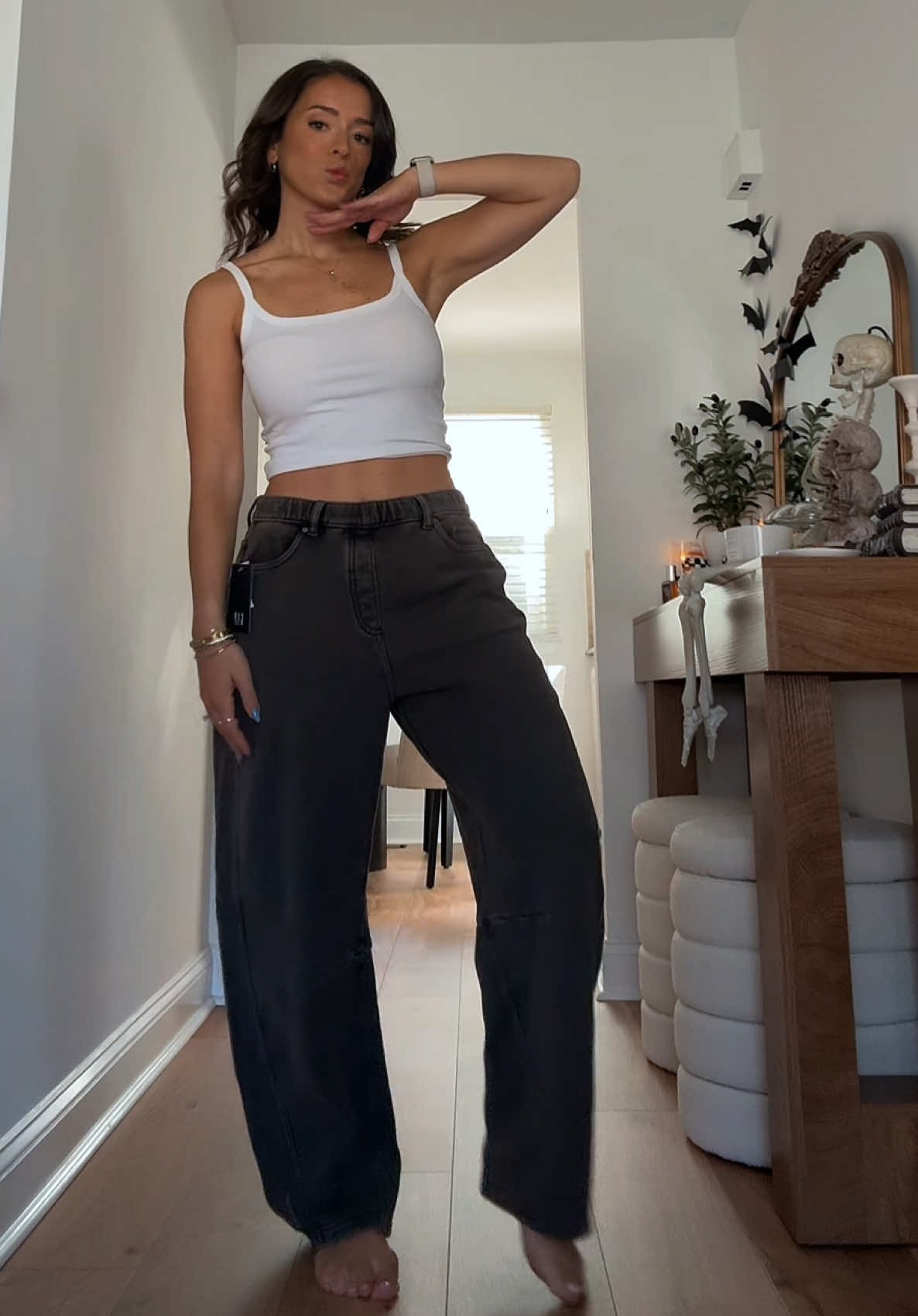 *impatiently waiting for my other colors to arrive in these barrel sweats from GAP* OBSESSED 