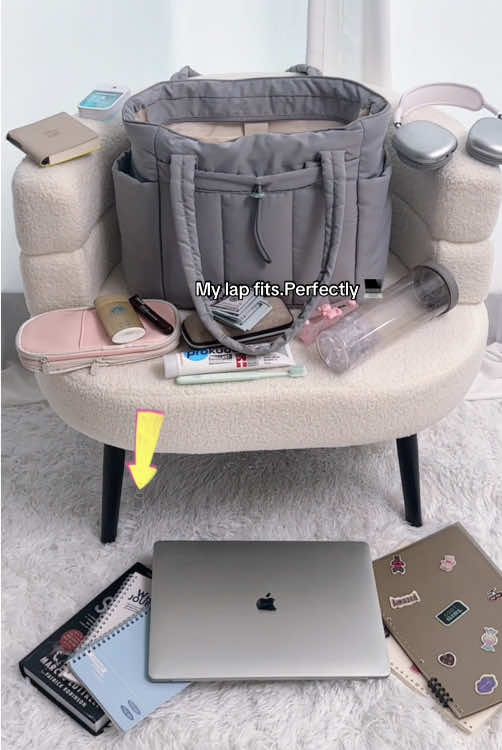 I’ve tried so many totes and my 15.6-inch MacBook never fit-until this one.Finally a work bag that’s actually made for real laptops.#totebag #nursebag #workbag 