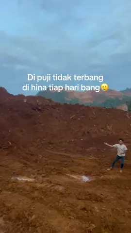 Semangat calon operator 😁 #masukberandafyp  #helperexcavator  #anakranatau  #storytambang  #fyppppppppppppppppppppppp 