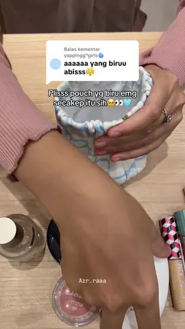 Membalas @yappingg°girls🌀 pouch make upnya udah ready semua motif guys, cuma 8rbuan aja lagi diskon😍🤏🏼