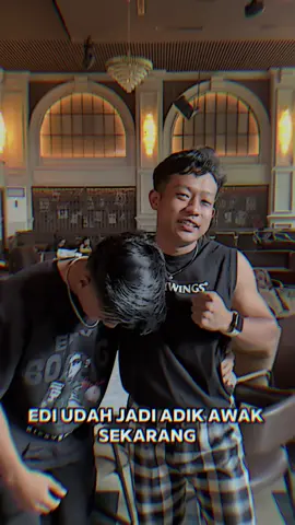 sekarang abang kita@Paris Pernandes ,nanti kan ku pukul sampai sopan sii capung itu bang ☝🏻‼️🔥🔥#edyboxing‼️🔥🔥 