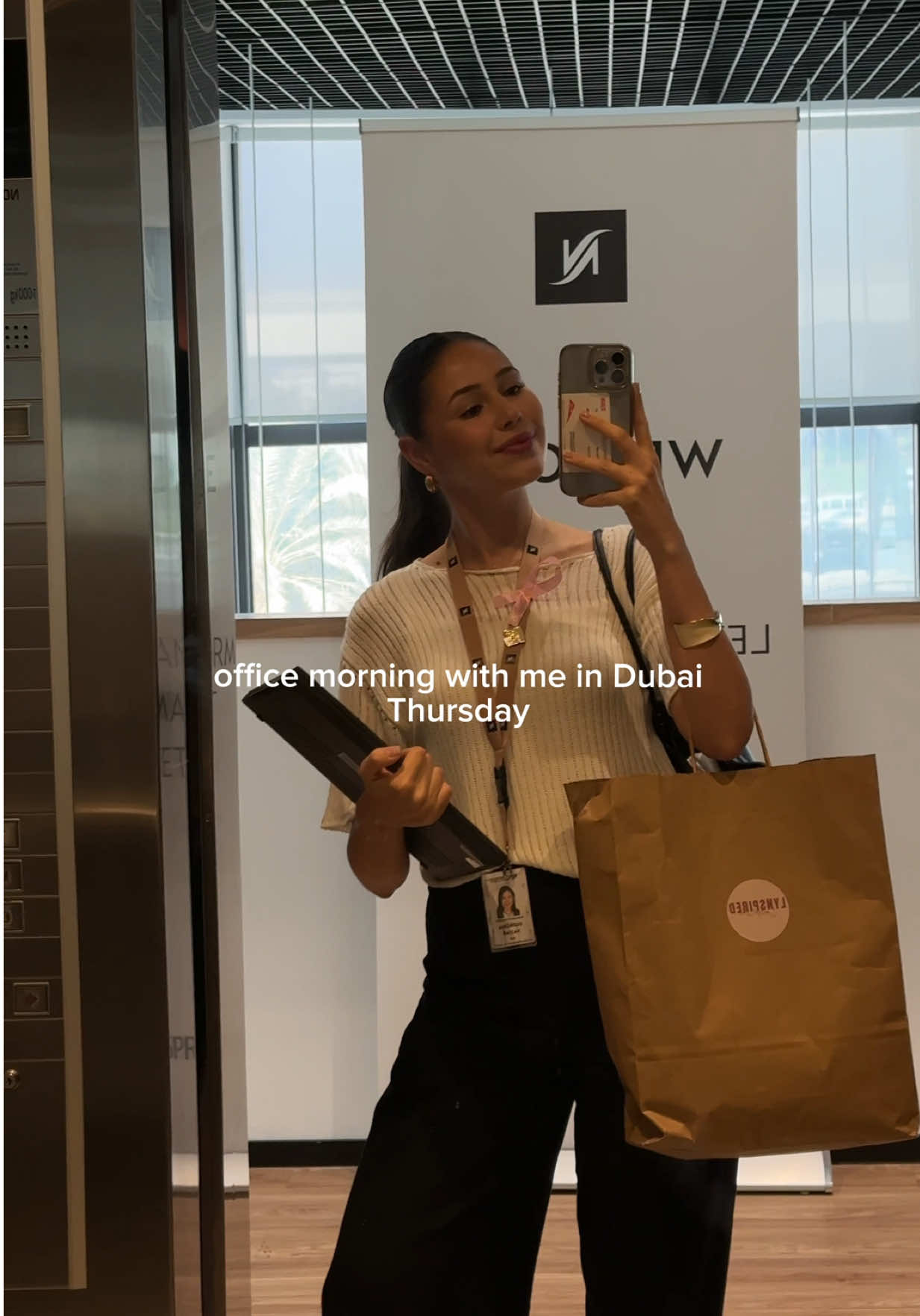 morning with me in the office 👩🏻‍💻 #Vlog #dayinthelife #diml #corporate #dubai 