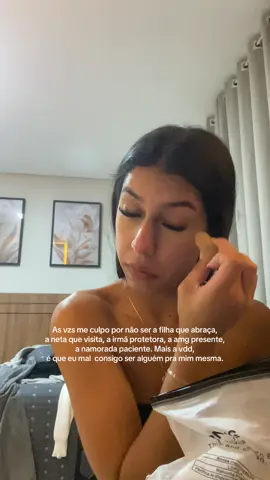 a passação de corretivo pra esconder