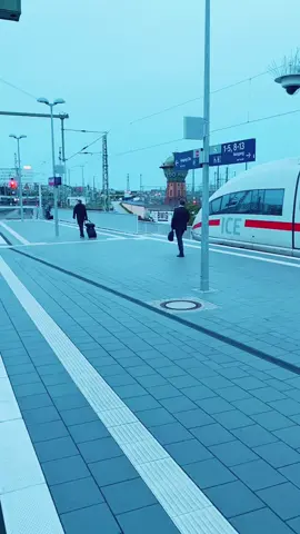 Raten Sie die Stadt? 😎 #ice #deutschebahn #dbtrains 