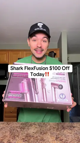There is not a single girl in this world that would NOT want this… #shark #sharkflexfusion #flexfusion #hairtools 