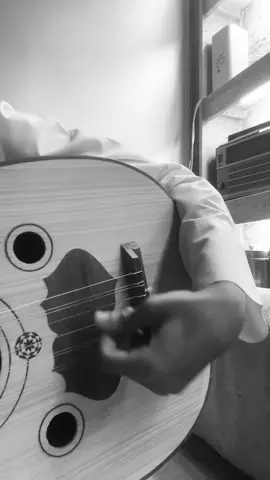 #عزف #عود#شنو#الاغنيه؟ شنو الاغنيه؟؟؟