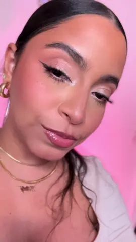 Lips glossy shine ✨ son mi obsession @Patrick Ta Beauty i love it 💕✨  #patricktabeauty #lipglosses #lipgloss #lips #makeupreview 