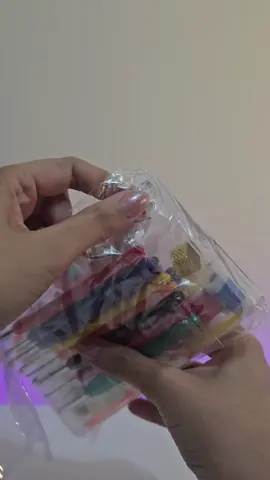 Tudo o que vem no Kit de agulhas de crochê mais completo do tiktok. Ideal para você que está começando ou pra quem já tem mais experiência, mas ainda não tem todas as agulhas. #comofazercroche #crochê #crochet #creatorsearchinsights #ideiascriativas 