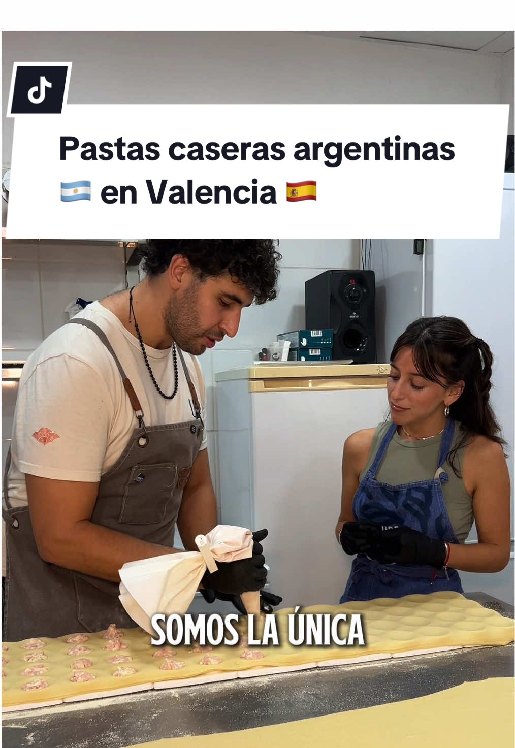 Una fábrica de pastas como las de Argentina en Valencia 🇪🇸🍝  Un vídeo homenaje a nuestras abuelas 🤎 🙌🏻 📍Una rica pasta, en el barrio La Zaidía   Ya conocían el lugar?  #valencia #pastas #argentina #españa #italia 