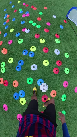 CRAZY LA MASIA footwork drill🔥to improve dribbling #football #footwork #footballtiktok #futebol #skills 