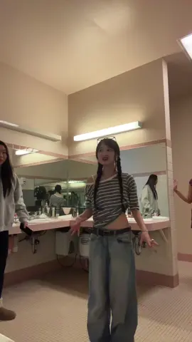 Vocals in the bathroom r the best.  #bringmetolifeevanescence #fypシ゚viral #singingchallenge #cover #foryoupage 