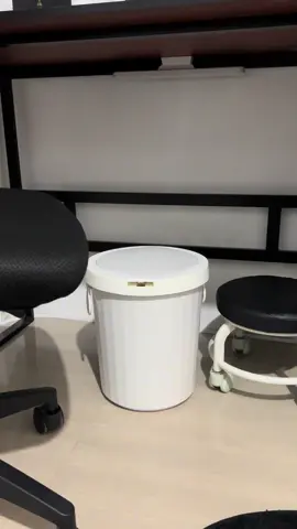 minimalist trash bin for your room simple but afforable #trashbin#trashcan #homeessentials #room#foryoupage 