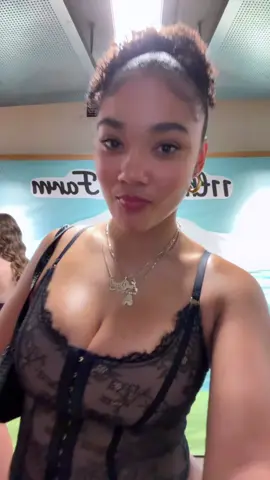 1/2💝💝💝