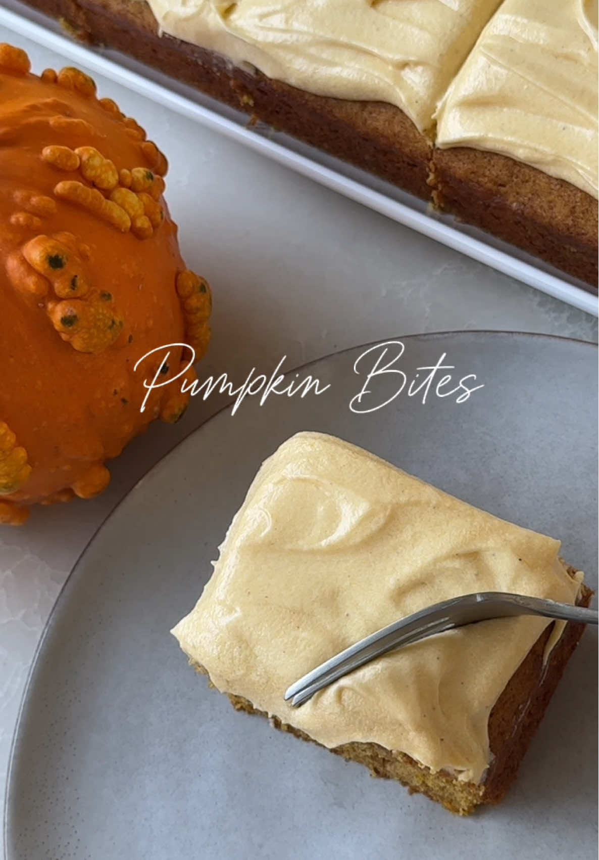 Pumpkin bites 🎃! #pumpkincake #pumpkincakerecipe #pumpkinspicecreamcheesefrosting 