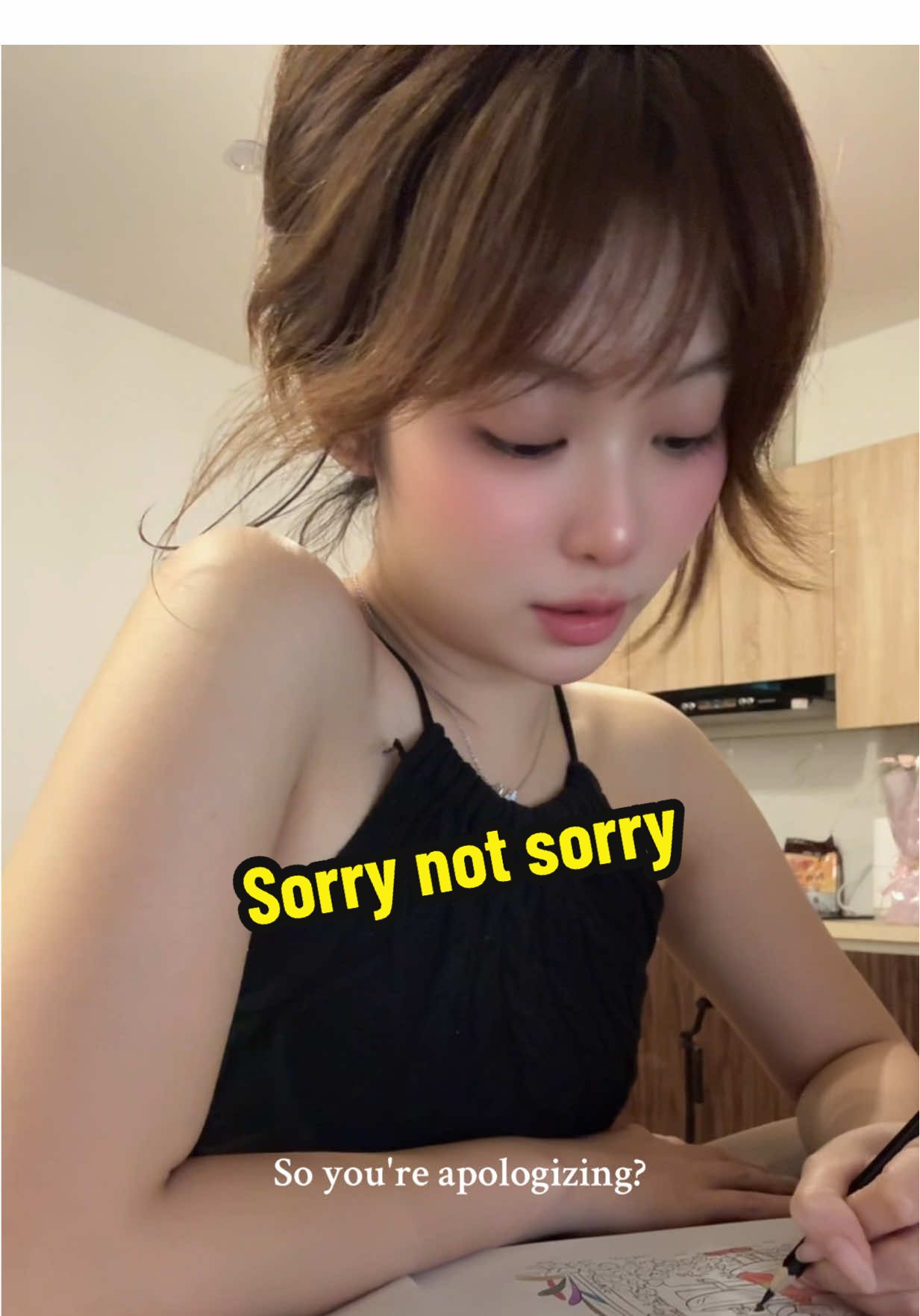 My honest reaction: “Ai đấy ạ” 👁️👄👁️