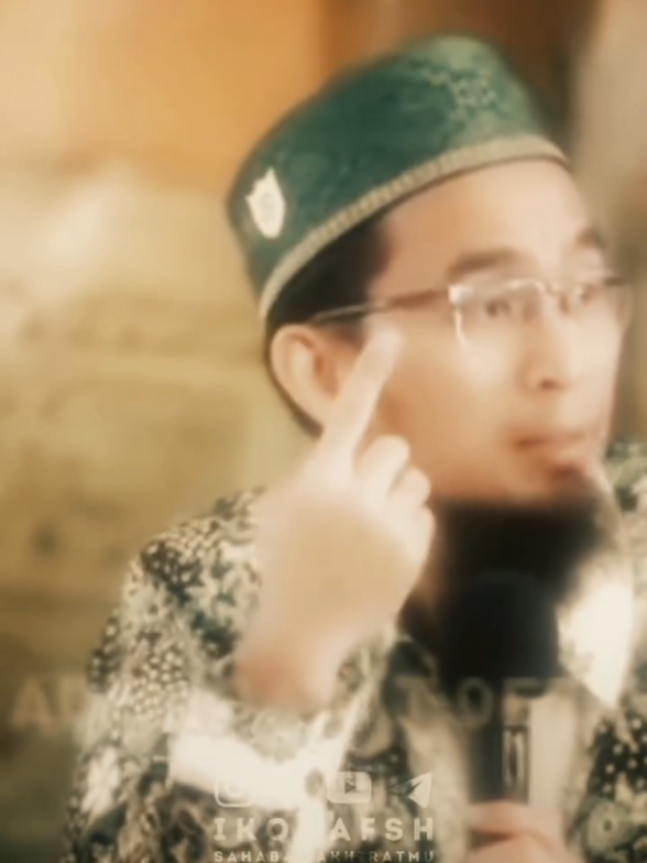 TUGAS PALING UTAMA ISTRI DALAM RUMAH TANGGA ‼️#ustadzadihidayat #nasehatislami #ilmuparenting #videodakwah #fyp 