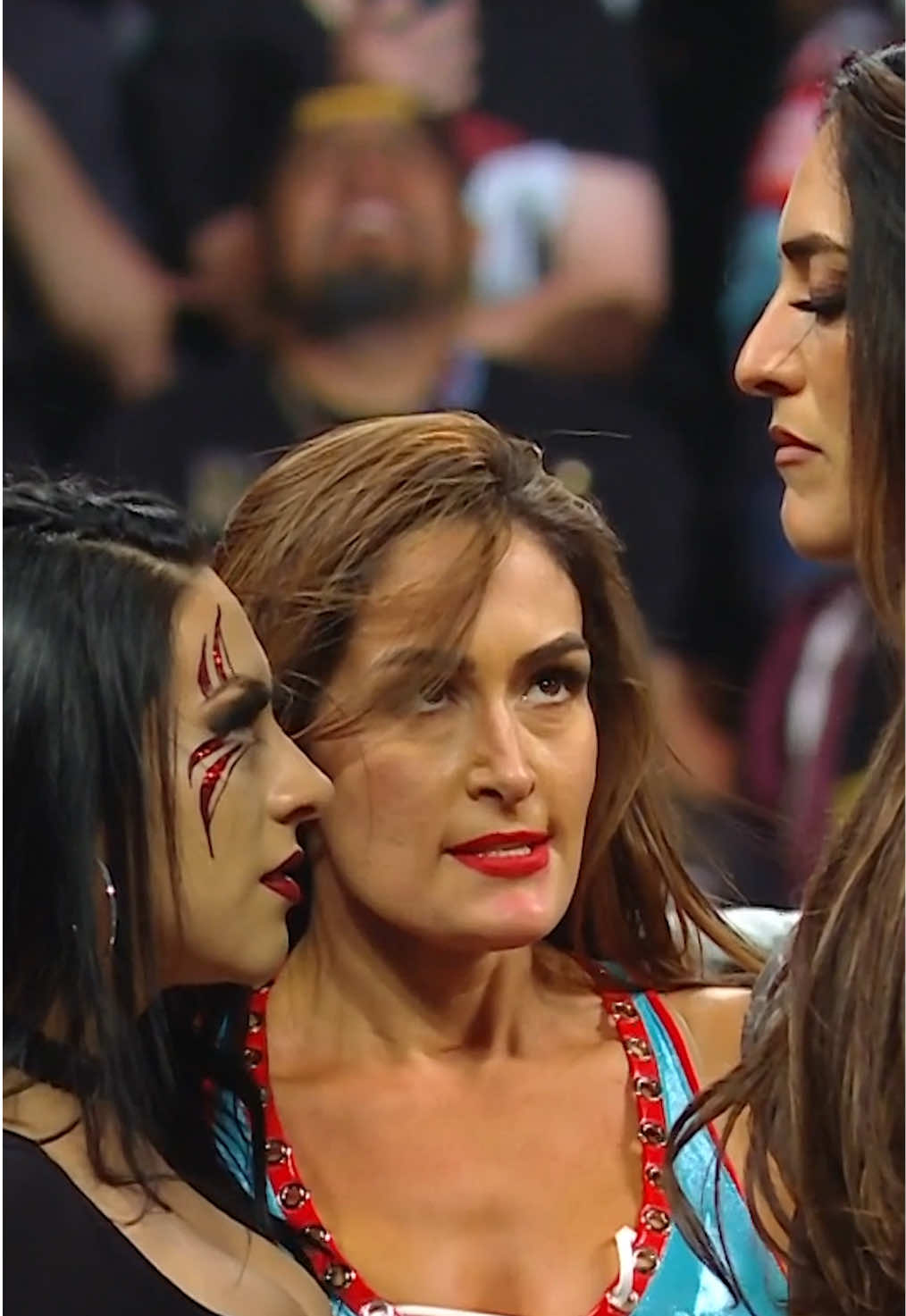 HERE COMES VAQUER!! 😤 #WWE #NikkiBella #StephanieVaquer #RoxannePerez #Raquel