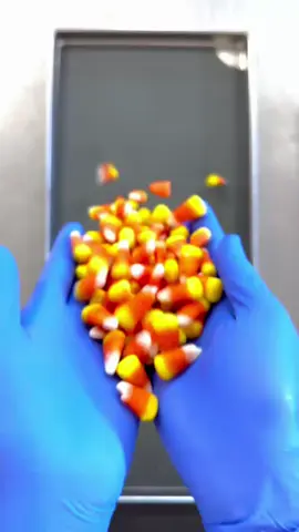 Crack corn is the greatest candy of all time and you can’t change my mind 👀 but if you do I’ll send you and your bestie a bag for free to show you your wrong. 😅👏👏 we are so confident you can get free sample of our treats for a limited time just head to our B I O 👀 now to get the link! Hurry this isn’t going to last long!  #freezedried #candy #treats #fyp #Foodie #asmr #experiment #Love #need #try #freeziestreats #best #1 #candycorn #corn