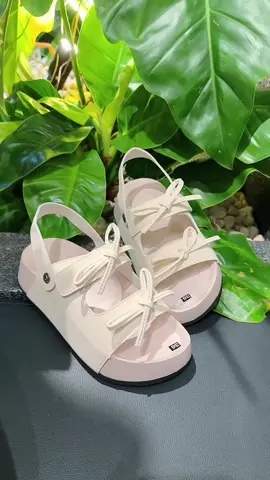 🫐#storehanhxinh #giaydepnu #depxinh #sandalnu #review 