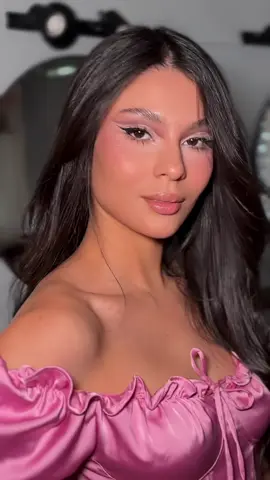 Welcome back to victoria secret show 🩷 #makeup #victoriassecret #argentina 