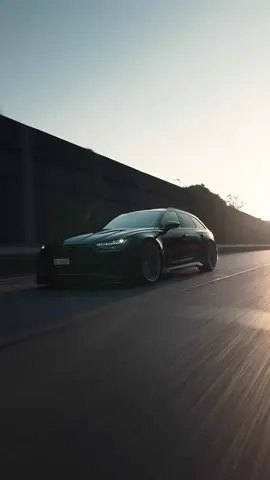 pure rs6 c8 sound. #audi #rs6 #c8 #rollers 