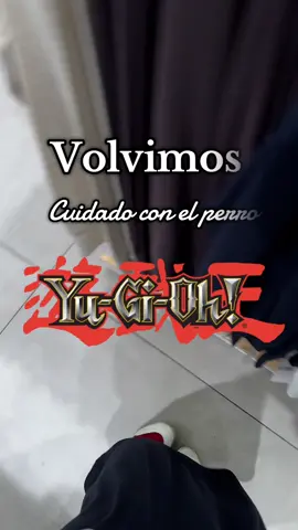 “¡MI TURNO! 💥 Cuidado con el Perro acaba de soltar una collab ÉPICA con Yu-Gi-Oh! Hoodies, playeras y chamarras que parecen cartas legendarias 🔮 Este drop es para los verdaderos duelistas del estilo 🃏🖤 #yugioh #AnimeFashion #otaku #streetwear #anime  @Cuidado Con el Perro está Onfire  Sucursal Parque toreo 28 octubre 