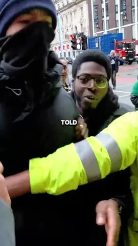 #police #publicfreakout #badcop #onlyinmycity#policeuk 