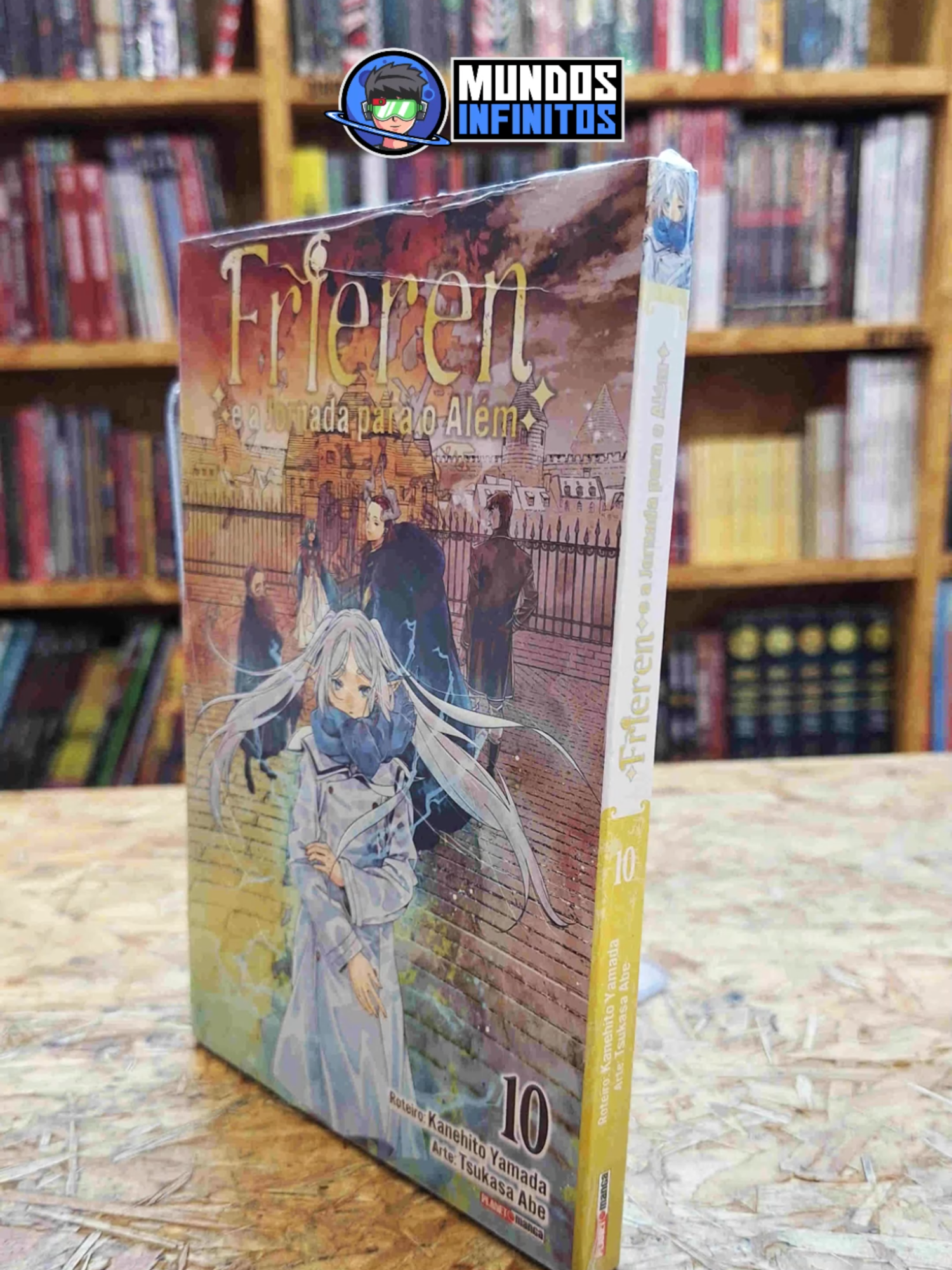 🎯 Frieren — Volume 10 🧠 Frieren segue sua jornada rumo a Aureole, a terra onde as almas dormem. Entre memórias, despedidas e um passado que insiste em ecoar, ela reencontra Macht, um dos Sete Sábios da Destruição — e uma história que se dissolve em ouro sem cor.   📚 Aqui na Mundos Infinitos você encontra milhares de mangás, HQs e livros de todos os gêneros, de mais de 80 editoras diferentes.   ✨ Garanta a sua edição e compre direto pelo TikTok Shop.   💬 Se você pudesse revisitar o passado, mudaria algo... ou apenas observaria? ✨   #DicaDeLeitura #Frieren #Mangá #Fantasia #Drama