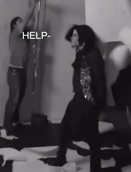 LOLLLL- #michaeljackson #mj #foryoupage #fyp #funny 