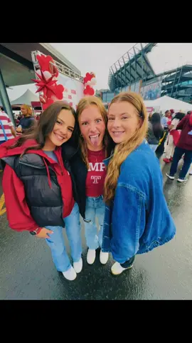 🍒🤍#templeuniversity @alyssa🫶🏻🫶🏻 @Julia :•) 