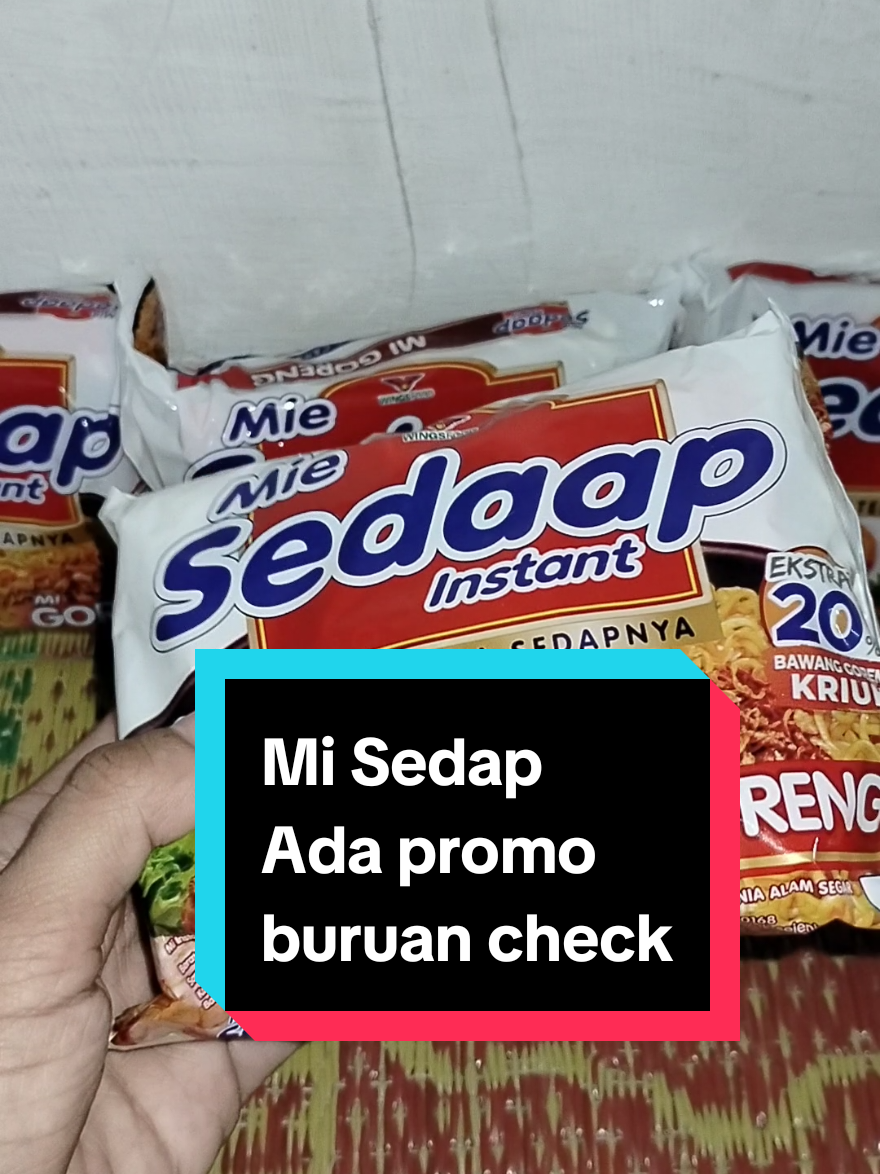 Mie sedaap goreng dengan bawang goreng kriuk membuat cita rasa mie yang enak dan Krenyes dan tentunya jelas terasa sedapnya menambah cita rasa saat menikmatinya #mie #miesedaap #miesedaapgoreng #fyp #miesedap 
