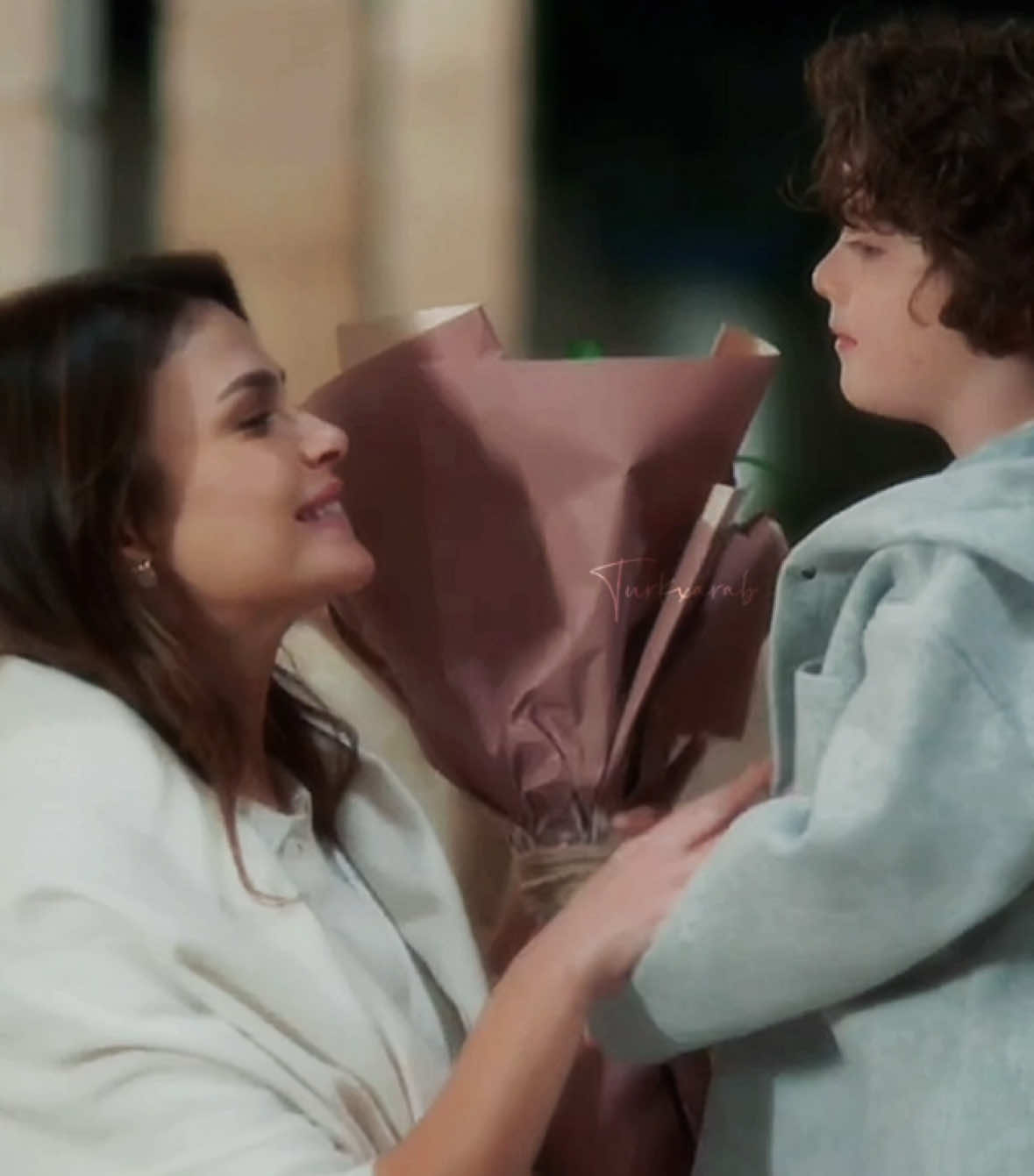 جبلها ورد💗🥹#مسلسلات_تركية #جيهان_عليا #المدينه_البعيده #اكسبلور #uzaksehir 