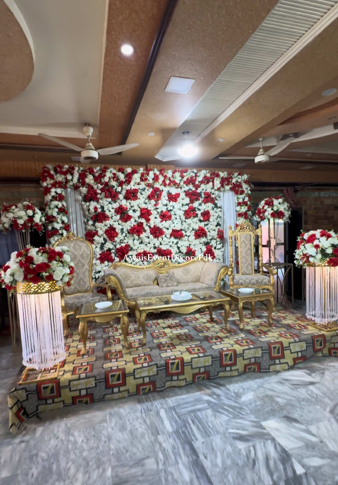 Yesterday Barat Stage Decore at Bin Razia Marriage Hall Pind Dadan Khan ❤️ #awaiseventdecorpdk #pinddadankhan #fyp #eventdecor #baratstage 