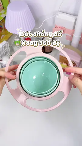 Tưởng quảng cáo quá lố chứ ai ngờ bát xoay 365° chống đổ dùng sướng thiệt 😆 Bé nghiêng, xoay kiểu gì đồ ăn cũng không đổ ra ngoài luôn 😍 Chất liệu an toàn, màu siêu xinh – mẹ nhàn tay, bé ăn vui, khỏi dọn “bãi chiến trường” nữa 💛 #BatXoay365Do #BatChongDo #BatAnDamThongMinh #BeTapAnDam #DoAnDamChoBe  