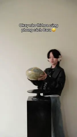 Bả cắm xong bả ngại với chính tác phẩm của mình... 🤡
