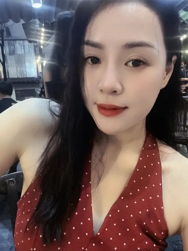 Yêu đúng người bạn sẽ mập lên.  Chia tay đúng người bạn sẽ đẹp hơn. Đúng không mấy ní 🤣🤭♥️