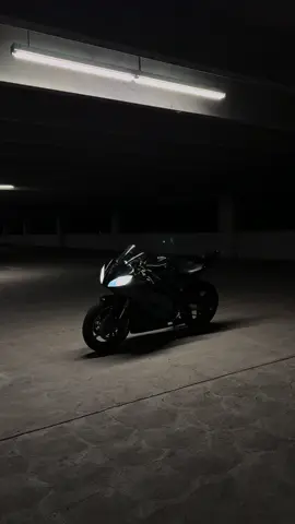 straight piped r6 #yamahar6 #yamaha #motorcycle #fyp #fypシ゚ 