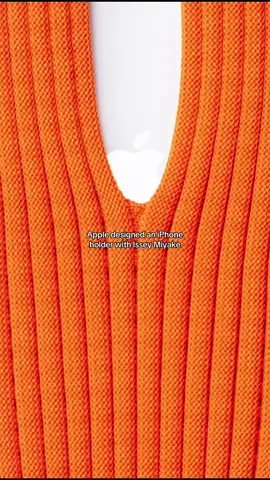 #isseymiyake and #apple present the iPhone Pocket — a minimalist pouch inspired by Miyake’s iconic pleats and Steve Jobs’ favorite brand. Designed to hold any iPhone and small essentials, it’s flexible, simple, and functional. Priced between $150 and $230, it will be available from November 14 at Apple Stores and online. thoughts? #iphone #collab #TikTokFashion 