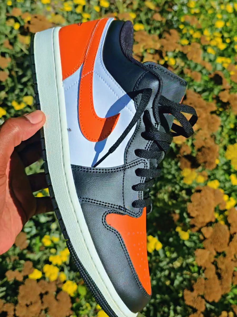 More sizes of the Air Jordan 1 Low Shattered backboard is now available on the #tiktokshop Click on the #shoppingcart and see if your size is still available #tiktokshopcreatorpicks #tiktokshopblackfriday #tiktokshopcybermonday 